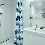 Апартаменты Lovely&modern Downtown With Free Parking *