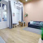 Lovely&modern Downtown With Free Parking Будапешт